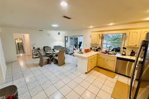 9673 NW 45th St, Sunrise, FL 33351 - Photo 8