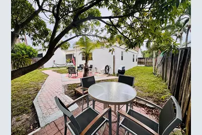 9673 NW 45th St, Sunrise, FL 33351 - Photo 26