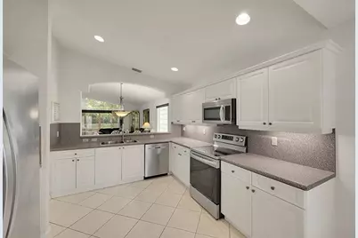 7388  Tonga Ct, Boynton Beach, FL 33437 - Photo 10