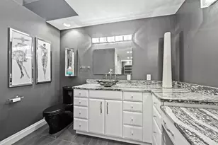 8 Portside Dr, Fort Lauderdale, FL 33316 - Photo 32