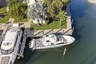 8 Portside Dr, Fort Lauderdale, FL 33316 - Photo 48