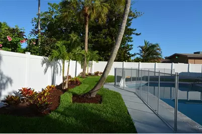 3840 N 42nd Ter, Hollywood, FL 33021 - Photo 18