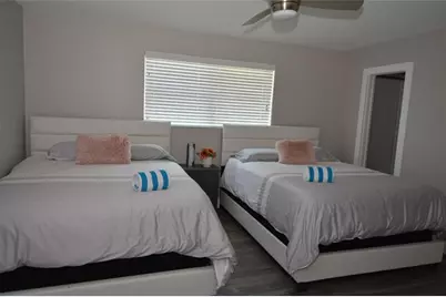 3840 N 42nd Ter, Hollywood, FL 33021 - Photo 12