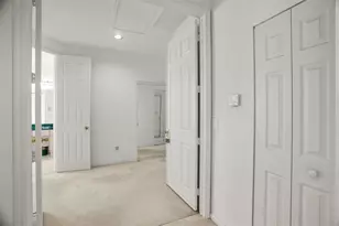 1012 SW 156th Ave, Pembroke Pines, FL 33027 - Photo 30