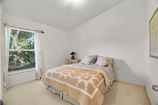 1012 SW 156th Ave, Pembroke Pines, FL 33027 - Photo 24