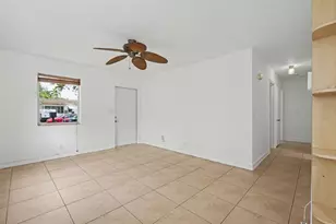 2530 McKinley St, Hollywood, FL 33020 - Photo 2