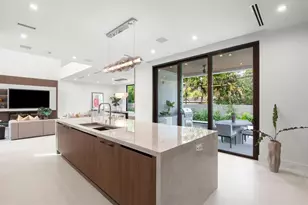 2717 NE 29th St, Fort Lauderdale, FL 33306 - Photo 12