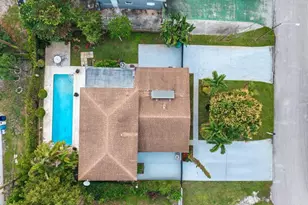 20335 NE 13th Ct, Miami, FL 33179 - Photo 34