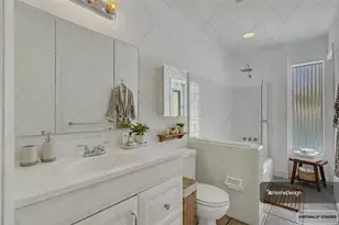 2031 NW 39th Ct, Oakland Park, FL 33309 - Photo 10