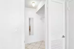 8971 S Hollybrook Blvd, Pembroke Pines, FL 33025 - Photo 16