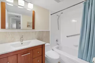 8971 S Hollybrook Blvd, Pembroke Pines, FL 33025 - Photo 22