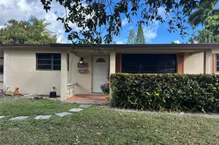 5751 SW 55th St, Davie, FL 33314 - Photo 4