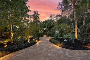 2727 NW Florida Ave, Stuart, FL 34994 - Photo 2