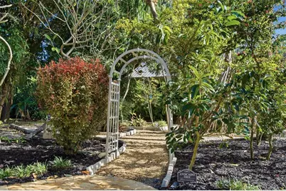 2727 NW Florida Ave, Stuart, FL 34994 - Photo 46