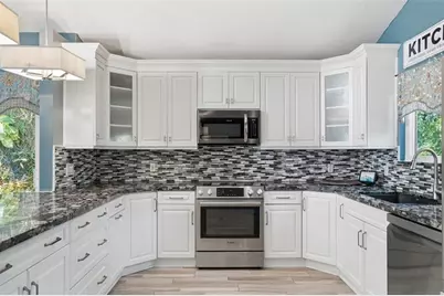 2727 NW Florida Ave, Stuart, FL 34994 - Photo 16