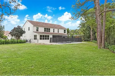 12901  Marsh Pointe Way, Palm Beach Gardens, FL 33418 - Photo 2