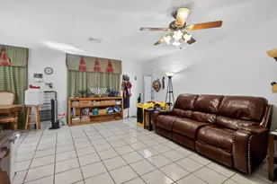 101 SW 132nd Way, Hollywood, FL 33027 - Photo 6