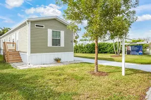 5681 SW Cypress Dr, Fort Lauderdale, FL 33312 - Photo 24