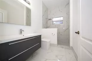 10965 NW 59th St, Doral, FL 33178 - Photo 22