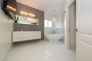 10965 NW 59th St, Doral, FL 33178 - Photo 30