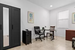 6989 Pines Cir, Coconut Creek, FL 33073 - Photo 4