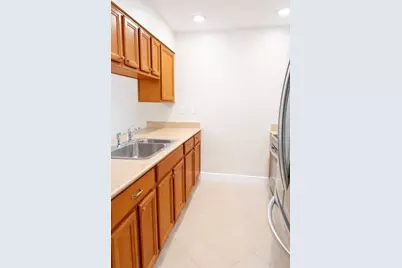 2077 E Bond Dr, Unit #2077, West Palm Beach, FL 33415 - Photo 2