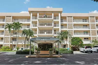 3503  Oaks Way, Unit #510, Pompano Beach, FL 33069 - Photo 2