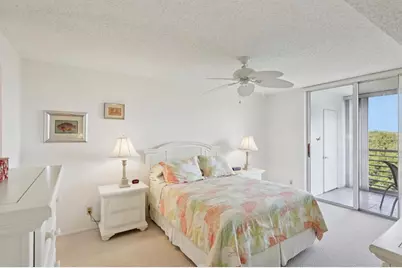 3503  Oaks Way, Unit #510, Pompano Beach, FL 33069 - Photo 6