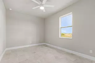 1207 Andover Dr, Banyan Village, FL 33935 - Photo 12