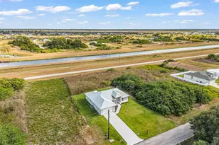 1207 Andover Dr, Banyan Village, FL 33935 - Photo 24