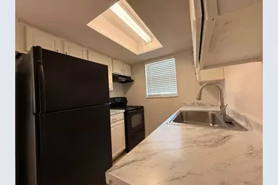 1875  40th Ave, Unit #2, Vero Beach, FL 32960 - Photo 8