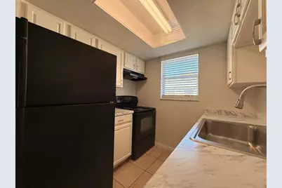 1875  40th Ave, Unit #2, Vero Beach, FL 32960 - Photo 6