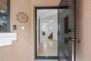 9838 Fairway Cove Ln, Plantation, FL 33324 - Photo 6