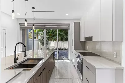 1408 NE 5th Ct, Unit #1408A, Fort Lauderdale, FL 33301 - Photo 12