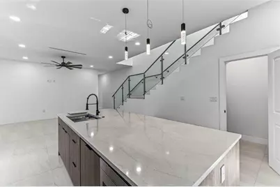 1408 NE 5th Ct, Unit #1408A, Fort Lauderdale, FL 33301 - Photo 14