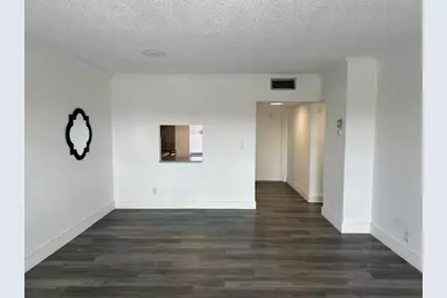 1000  Country Club Dr, Unit #403, Margate, FL 33063 - Photo 16