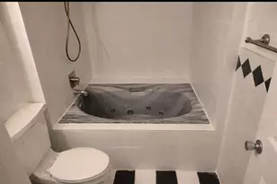 103 Royal Pk Dr, Oakland Park, FL 33309 - Photo 2