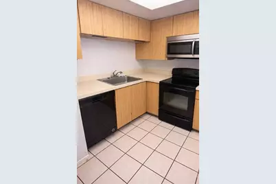 103  Royal Park Dr, Unit #2C, Oakland Park, FL 33309 - Photo 1