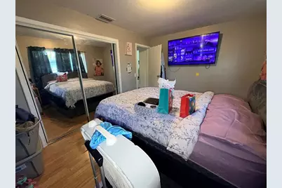 8900 NW 26th Pl, Sunrise, FL 33322 - Photo 12