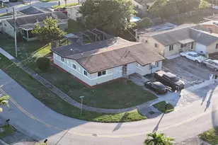 8900 NW 26th Pl, Sunrise, FL 33322 - Photo 22