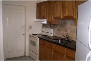 324 NW 42nd St, Oakland Park, FL 33309 - Photo 4