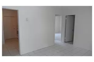 324 NW 42nd St, Oakland Park, FL 33309 - Photo 2