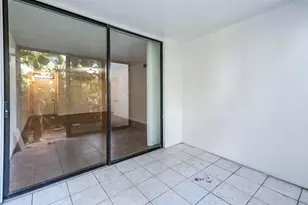 210 Lake Pointe Dr, Oakland Park, FL 33309 - Photo 26