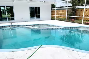 1715 York Ct, Fort Pierce, FL 34982 - Photo 2