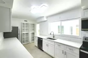 1715 York Ct, Fort Pierce, FL 34982 - Photo 6