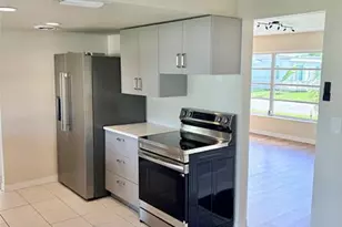 6875 NW 15th St, Margate, FL 33063 - Photo 8