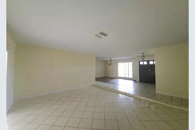 7450 SW 15th St, Plantation, FL 33317 - Photo 2