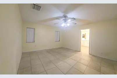 7450 SW 15th St, Plantation, FL 33317 - Photo 10
