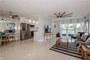 561 Bayshore Dr, Fort Lauderdale, FL 33304 - Photo 4