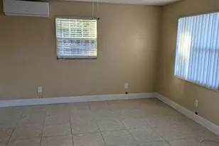 664 W Melrose Cir, Fort Lauderdale, FL 33312 - Photo 12